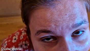 Pacar Rusia Yang Penuh Cinta, Dukungan, Dan Mulut Yang Siap Menghisap Kontolmu