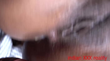 Puki Desi Montok Dihajar Anal Ganas Hingga Mengerang