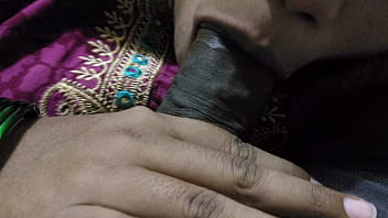Pasangan Desi Bercinta Dengan Penuh Gairah