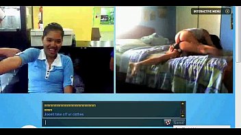 Gadis Indonesia Panas Menggoda Di Depan Webcam