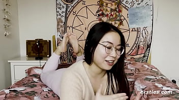 Gadis Cina Imut Ini Sangat Antusias Saat Membuat Video Masturbasi Untuk Kami