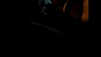 Perawan Terguncang Di Atas Bus