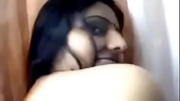 Gadis Desi Yang Menggoda Dan Seksi