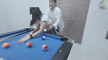 Gadis Thailand Naik Ke Meja Biliar… Lalu Ditiduri Dengan Keras! Suara Thai Menggoda
