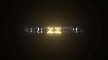 Nicole Doshi Ngotot Minta Dientot Dubur Saja, Tonton Full Di Brazzers