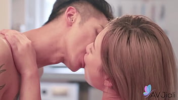 Gadis Tionghoa Seksi Lin Siyu Digencet Habis-habisan Pacarnya Di Dapur