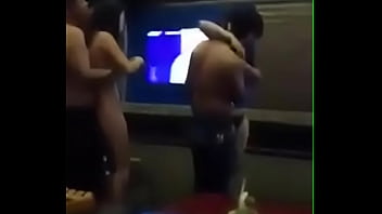 掃不掉的淫蕩！中國再爆情色ktv 男女激戰「3p濕身遊戲」火辣裸照全流出