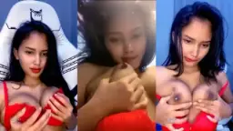 Jilat Habis-habisan Tetek Montok Sendiri Yang Coklat Manis Itu