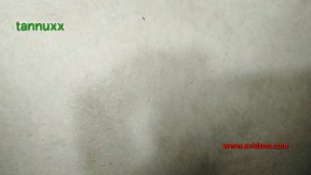 Gadis India Yang Digilir Guru Secara Perlahan