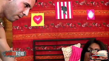 Cowok Spanyol Muda Ngentot Ibu-ibu Berbulu Lebat Di Memek Dan Keteknya