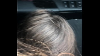 Sahabat Lesbi Basah Kuyup Saat Latihan Dan Membungkuk Meminta Lebih