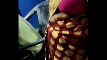 Mata-mata Ibu Rumah Tangga Seksi Yang Menggoda