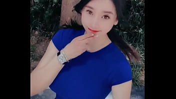 Gadis Asia Montok Dengan Payudara Dan Pantat Yang Menggoda