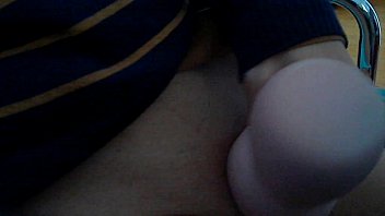 Cowok Asia Mandi Sendiri Di Depan Webcam