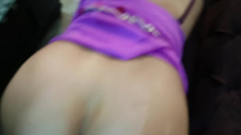 Ibu Tiri India Desi Kejutkan Anak Tirinya Vivek Di Hari Ulang Tahun Dengan Bisikan Mesum Dan Rayuan Nakal Dalam Bahasa Hindi