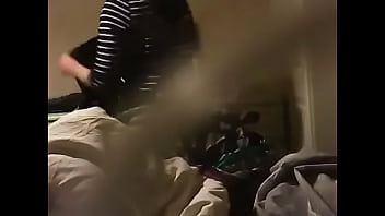 Gaun Ketat Yang Menggoda Dari Gadis Berhijab