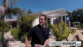 Gadis-gadis Liar Menggoda Dan Menggila Dengan Kakak Tiri Mereka!