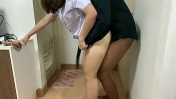 Pulang Sekolah, Langsung Kita Beraksi Di Ranjang