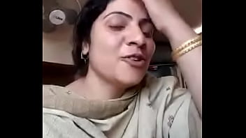 Istri Desi Yang Menggairahkan