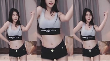 Cô Gái Trung Quốc Quẩy Bung Lụa Trong Cơn Phê Thuốc Ba Lần