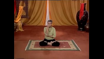 Pose Yoga Yang Bikin Ranjang Bergoyang – Tingkatkan Gairah Seks Dengan Gerakan Erotis Avneesh Tiwari