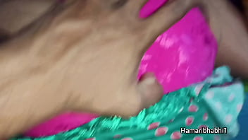 Birahi Membara, Bhabhi Tersepuh Digilir Hingga Lumer