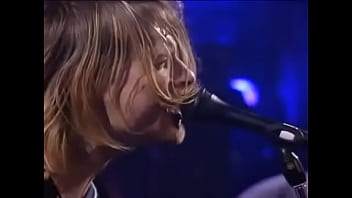 Ledakan Nirvana Di Seattle: Blew Yang Mengguncang Panggung 1993