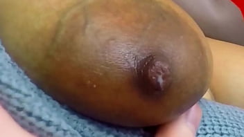 Ibu Arab Yang Masih Menyusui Suami Barunya