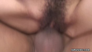 Lidah Basah Dan Tubuh Bergoyang Di Dalam Lubang Merah Jambu Yang Lembut