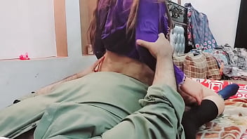 Istri India Hadiahkan Anal Seks Di Hari Pernikahan Dengan Suara Hindi Kotor Yang Menggairahkan