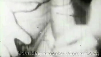 Kartu Pos Dari Ibu Tiriku Yang Menggoda