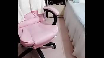 Tayangan Panas Webcam Cina 4: Sensasi Erotis Yang Menggoda