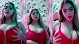 Fika Mengocok Payudara