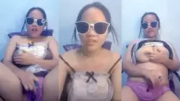 Gadis Remaja Dengan Toge Yang Menggoda