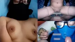 Membasahi Wajah Pacar Berjilbab Dengan Cairan Nafsu