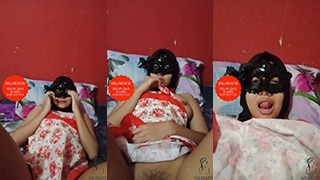 Vicoletta Berjilbab Tapi Nafsunya Membara Ingin Ditusuk