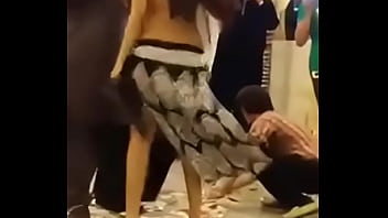 Pesta Cewek Ngebor: Tarian Erotis Desi Mms Di Kamar Pribadi
