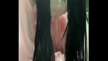 宿舍里汉服轻解，私密处暗自销魂