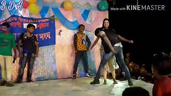 Tarian Arkestra Bhojpuri Yang Menggoda Dan Menggairahkan
