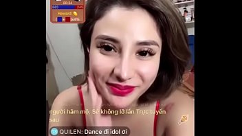 Em Gái Bigo Live Khoe Hàng Nóng Bỏng