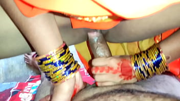 भाभी ने देवर के साथ सुहागरात का जो वादा किया था, आज उसे पूरी गर्मजोशी से निभाया