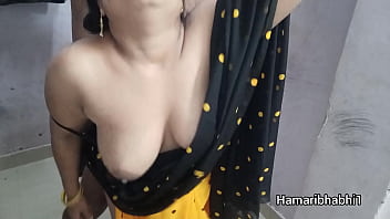 Desi Bhabhi Tergoda, Saree Dibuka Dan Ditembak Keras.