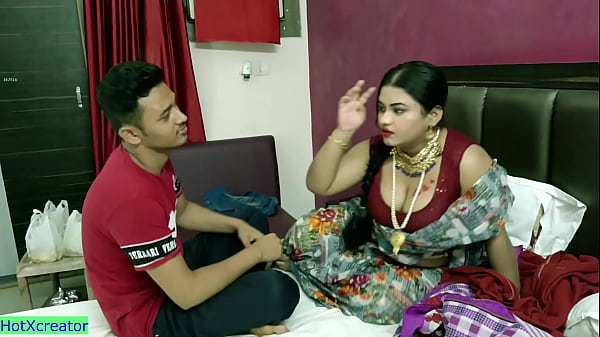 Pemuda India Beruntung Bercinta Dengan Istri Baru Yang Cantik Dan Menggoda