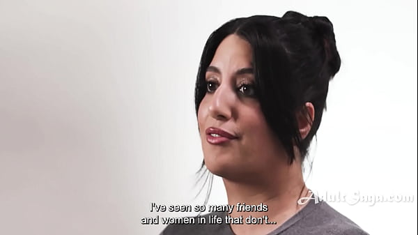 Sarah Arab Yang Montok Membuka Segalanya