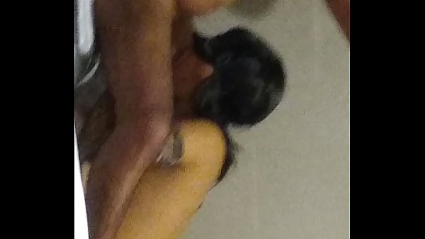 Neha Mandi Sambil Ngehis Kontol Kakak Tirinya Dengan Audio Panas