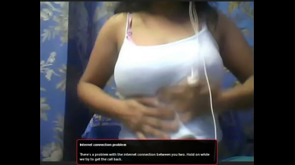 Tante India Panas Pamer Payudara Di Kamera