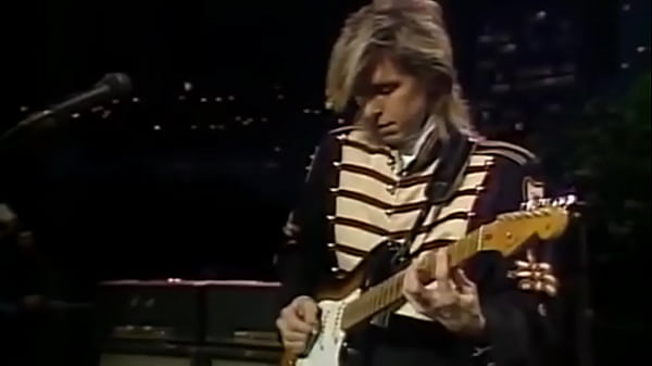 Eric Johnson Menggoyang Austin Dengan Gitar Panas Di Malam 1988