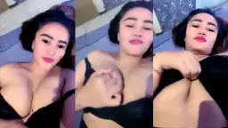 Goyang Payudara Miss Kimberly Di Sleep Call Yang Menggoda