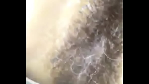 Desi Milf Menggoda Dengan Liang Basahnya