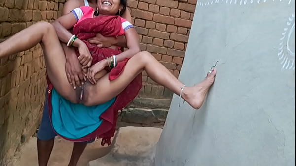Gadis Desa India Dengan Kemaluan Lebar Dan Menggoda